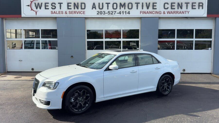 2022 CHRYSLER 300