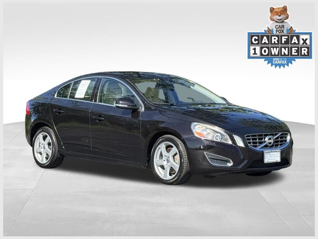 2013 VOLVO S60