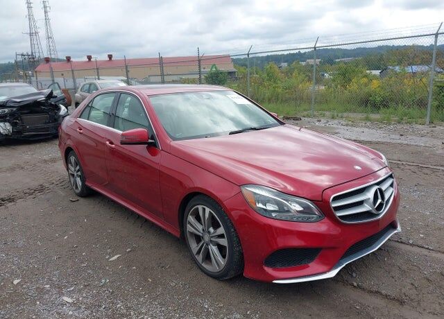 2015 MERCEDES-BENZ E-Class