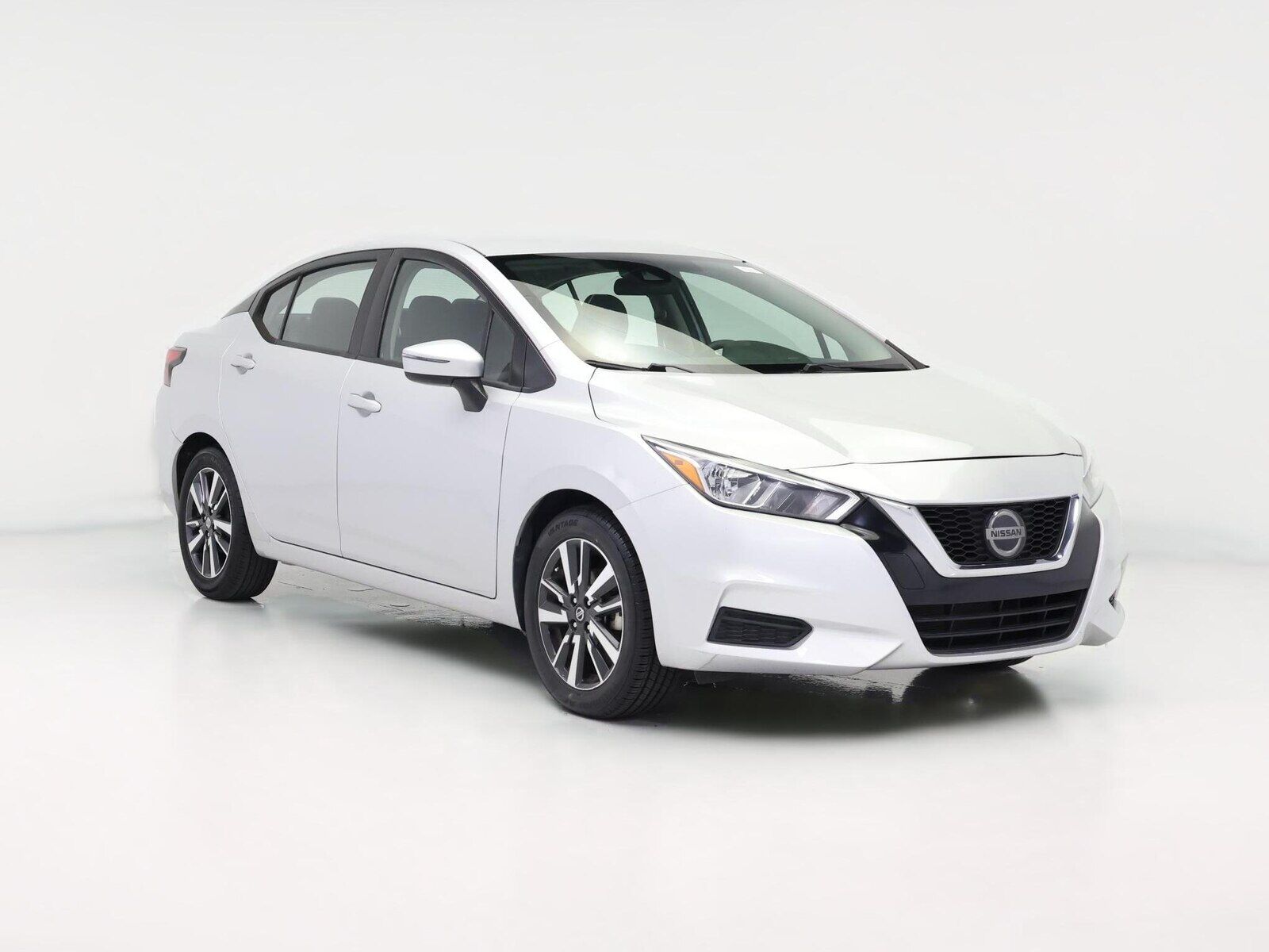 2021 NISSAN Versa