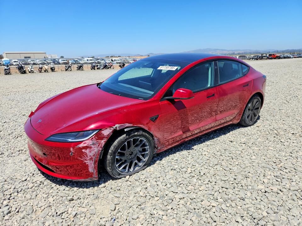 2024 TESLA Model 3