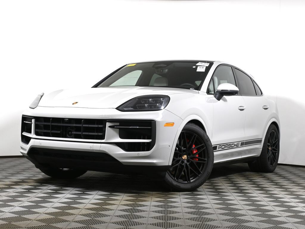 2026 PORSCHE Cayenne