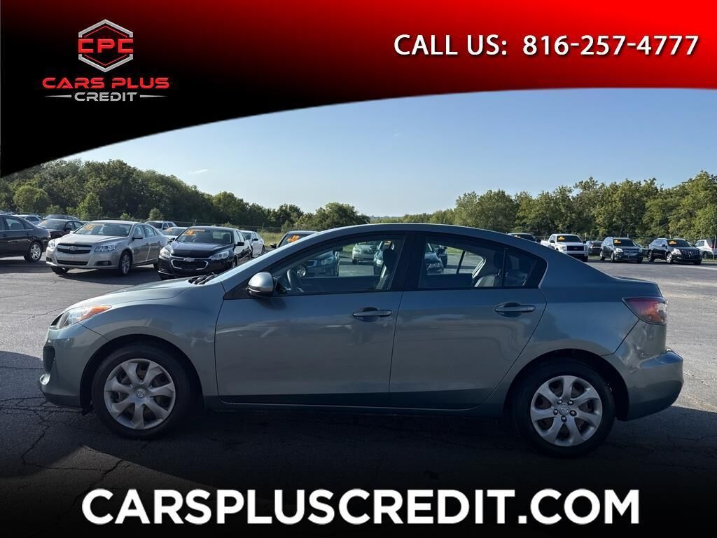 2013 MAZDA Mazda3