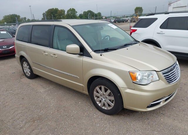 2011 CHRYSLER Town and Country