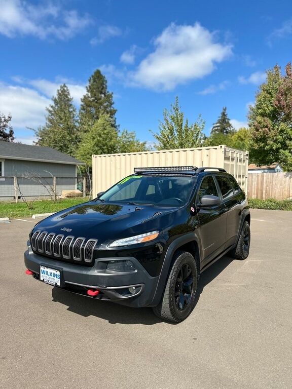 2017 JEEP Cherokee