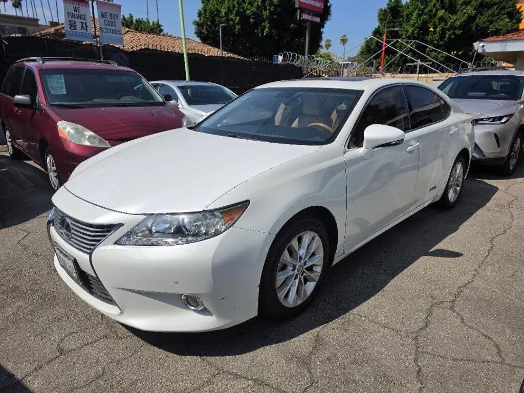 2014 LEXUS ES