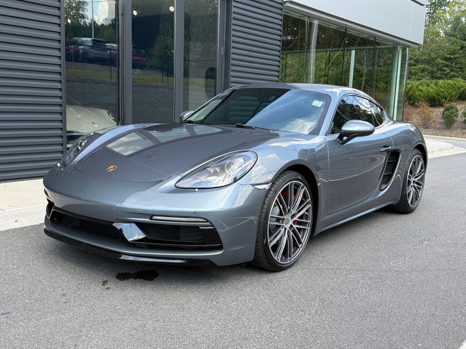 2025 PORSCHE 718