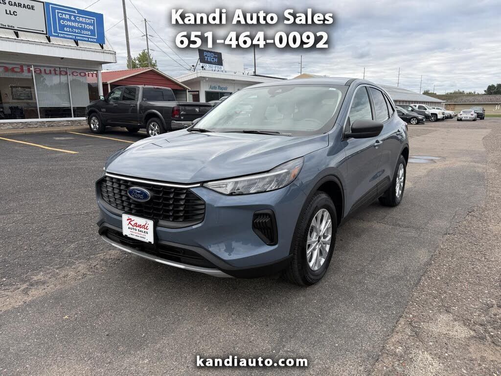 2024 FORD Escape