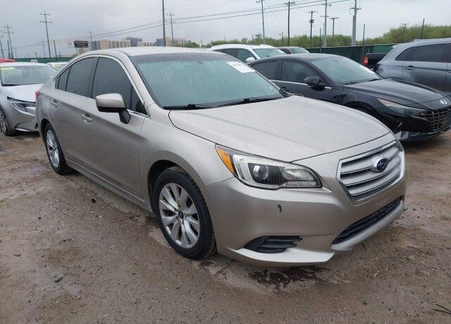 2017 SUBARU Legacy