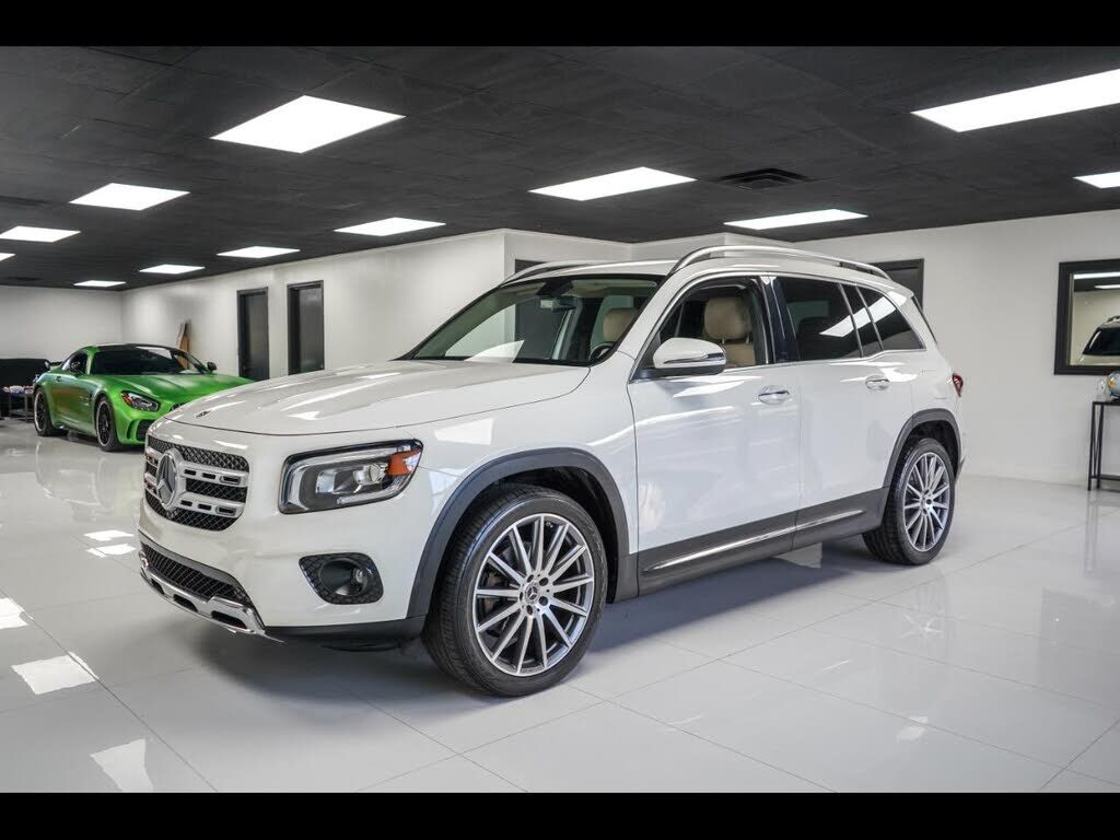 2021 MERCEDES-BENZ GLB-Class