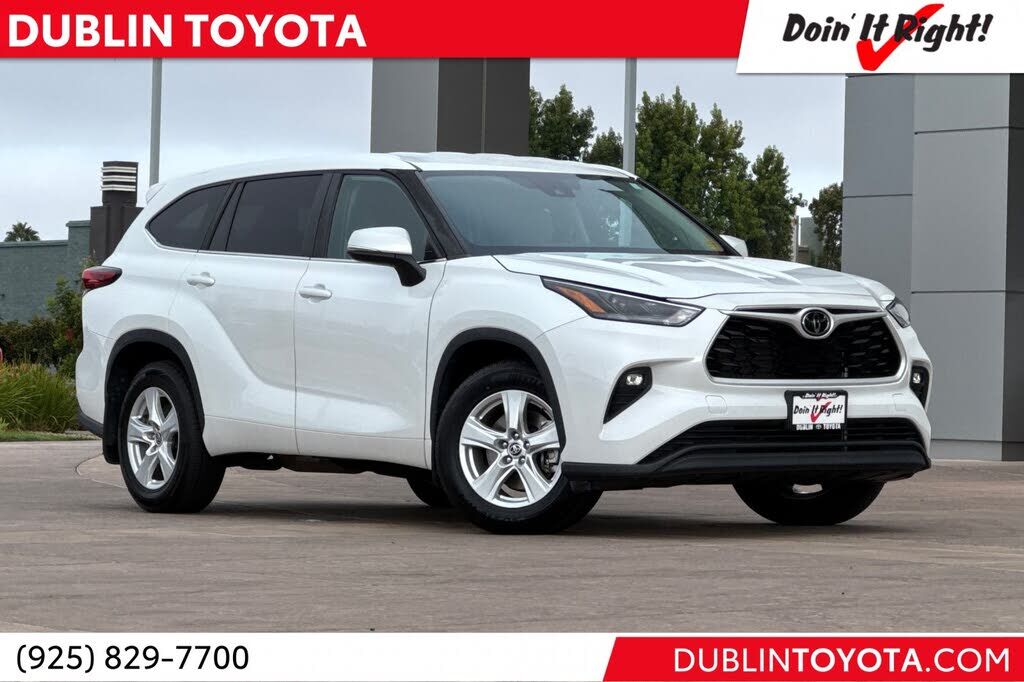 2023 TOYOTA Highlander