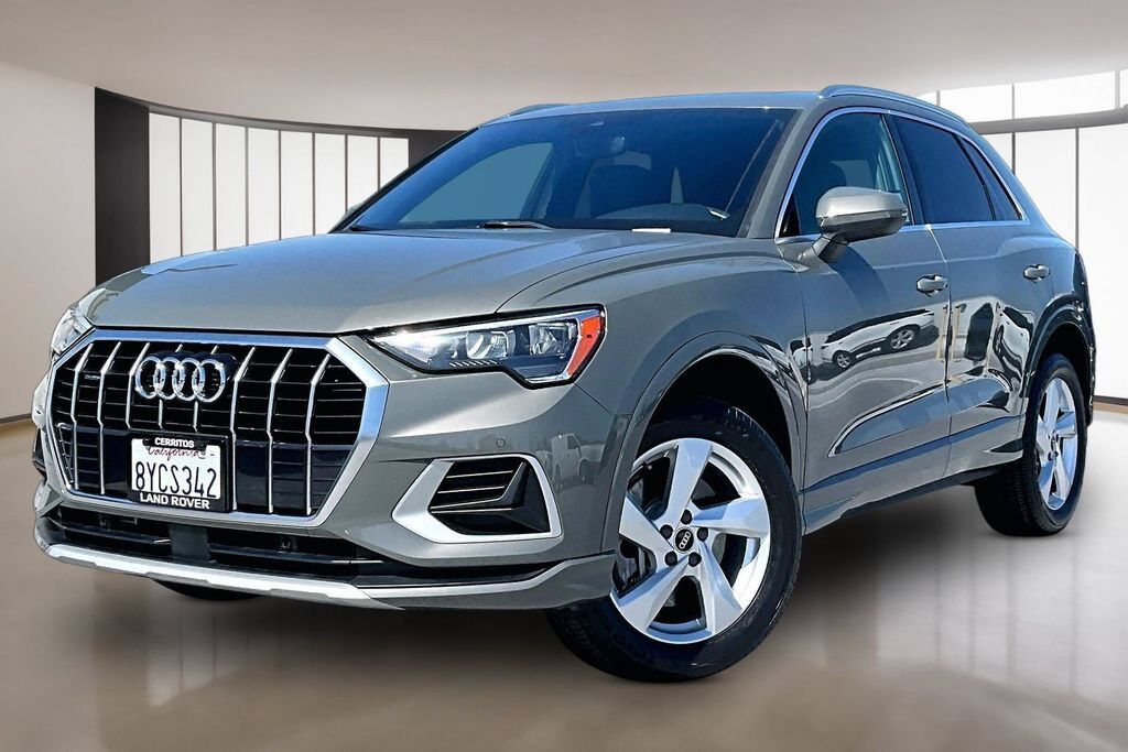 2022 AUDI Q3