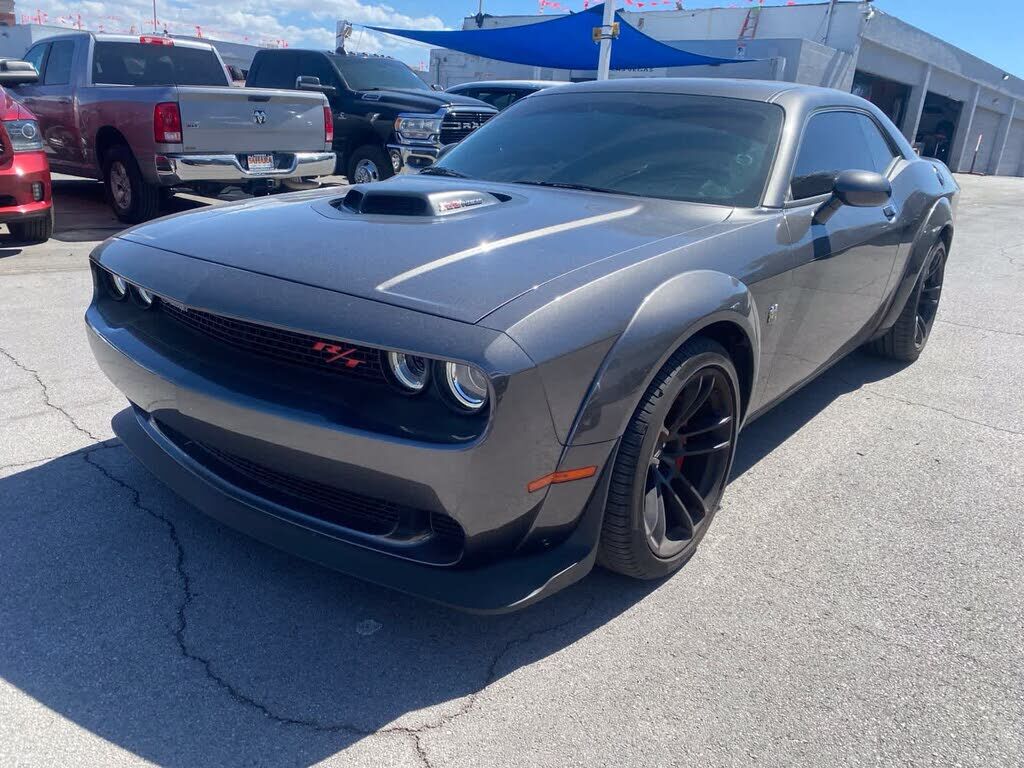 2022 DODGE Challenger