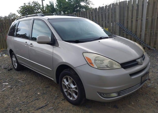2005 TOYOTA Sienna