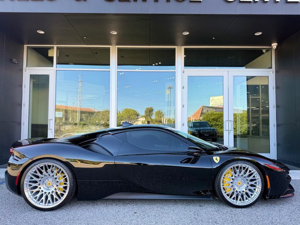 2021 FERRARI SF 90 STradale