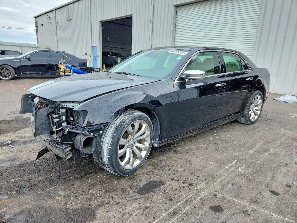 2018 CHRYSLER 300