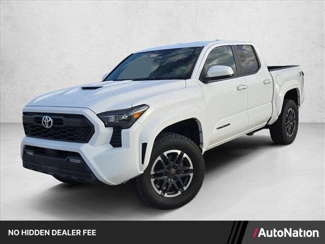 2024 TOYOTA Tacoma