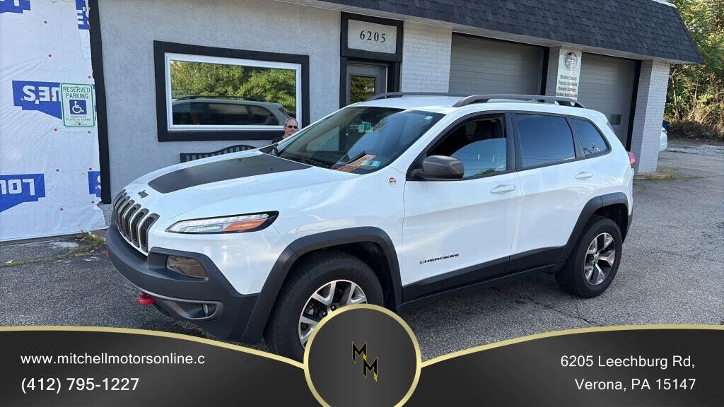 2017 JEEP Cherokee