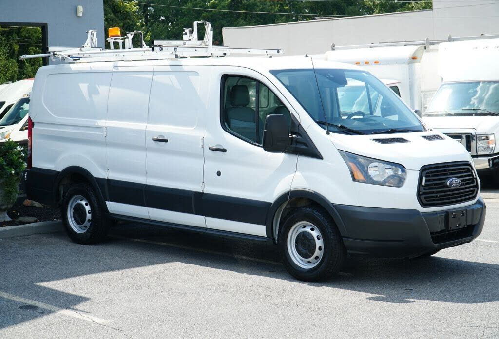 2018 FORD Transit