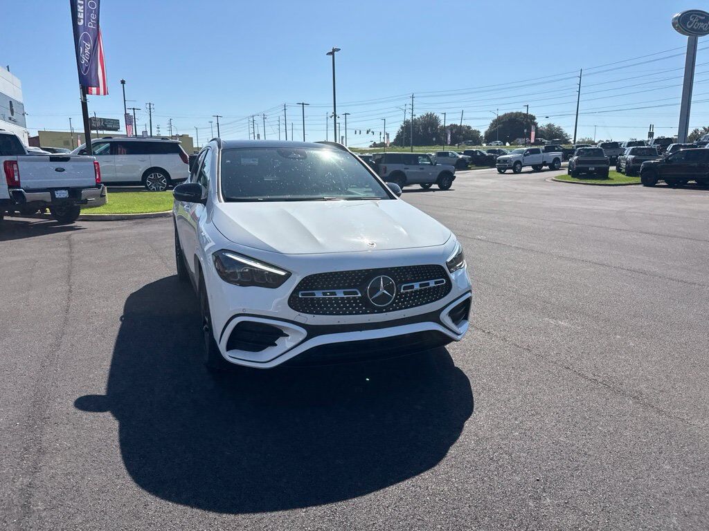 2025 Mercedes-Benz GLA-Class