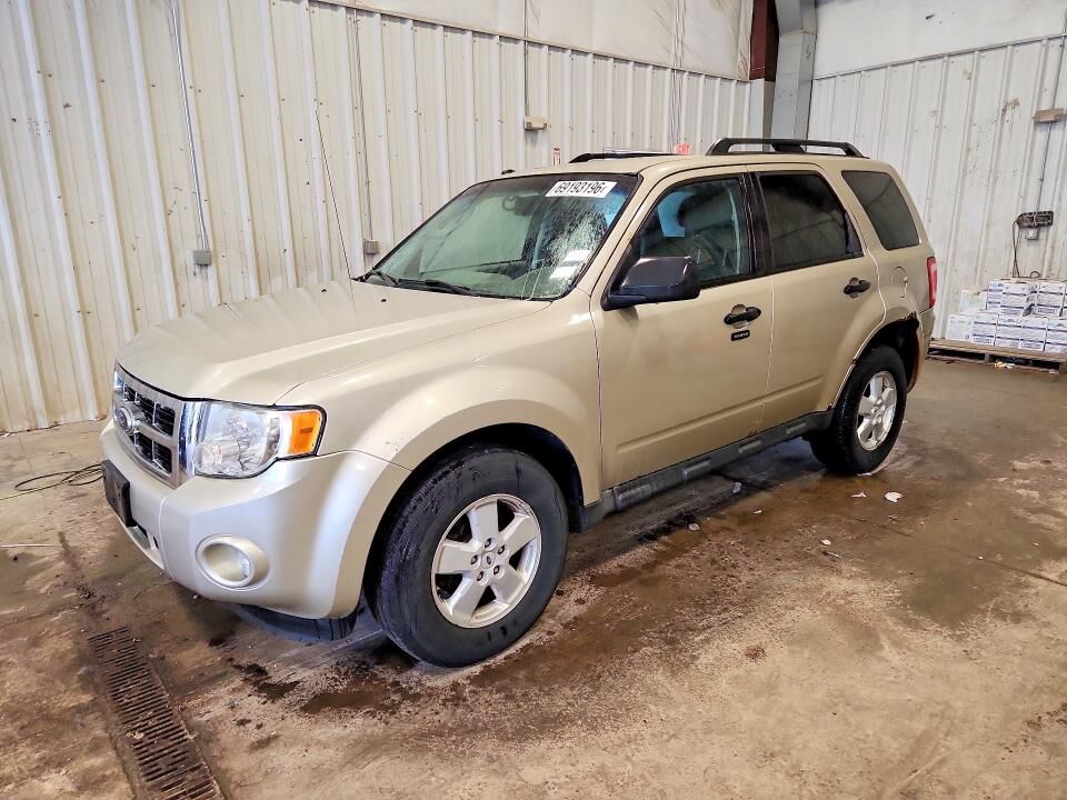 2010 FORD Escape