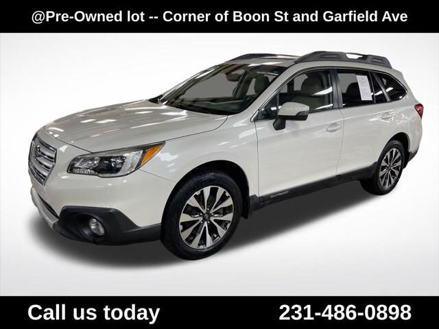 2016 SUBARU Outback