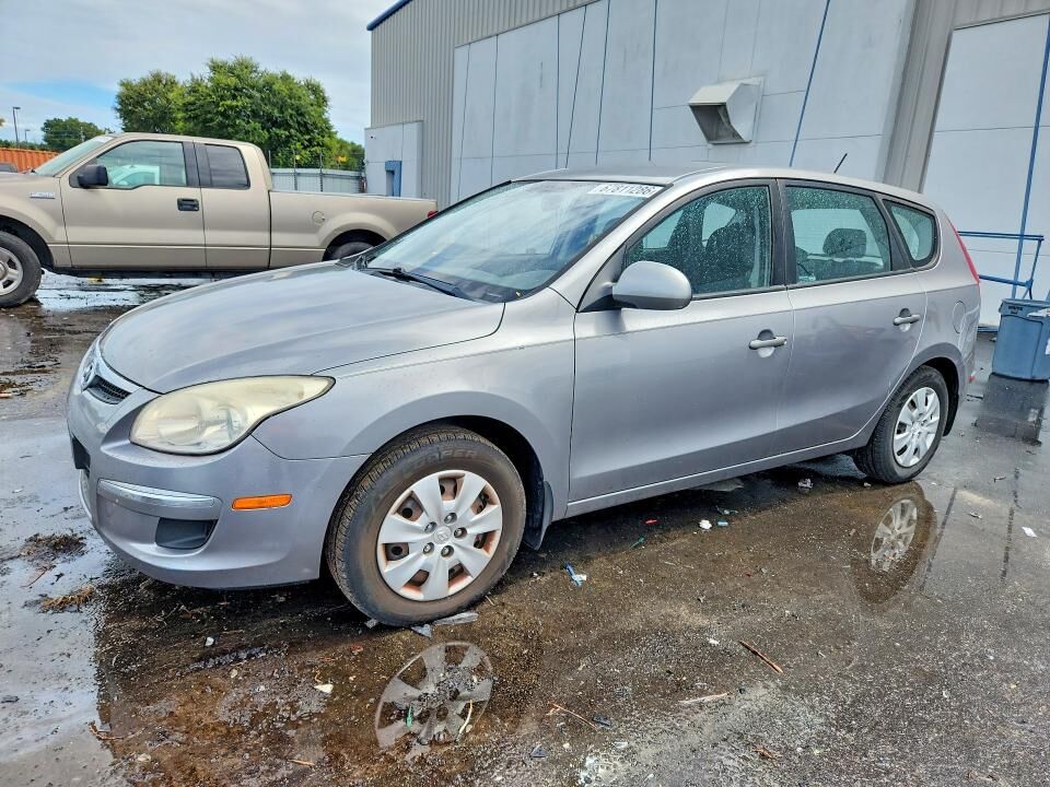 2011 HYUNDAI Elantra