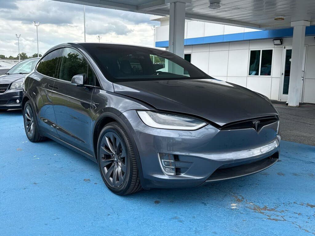 2018 TESLA Model X