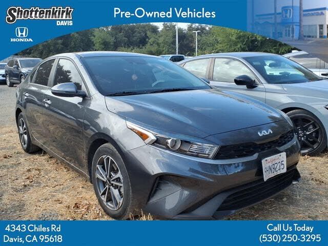 2023 KIA Forte