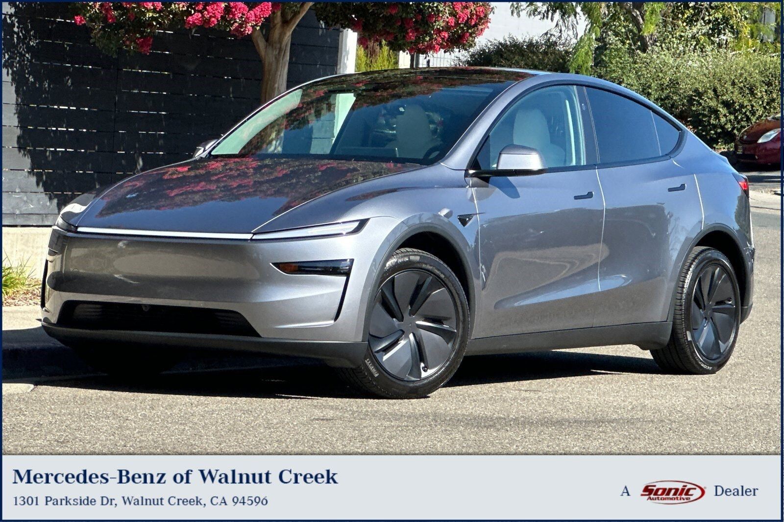 2026 TESLA Model Y