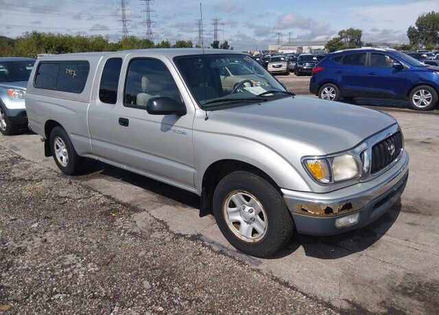 2002 TOYOTA Tacoma