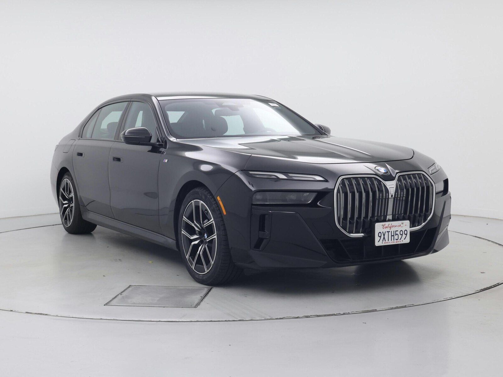 2024 BMW 740i