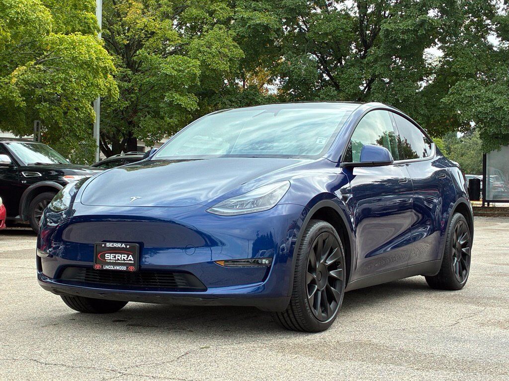 2024 TESLA Model Y