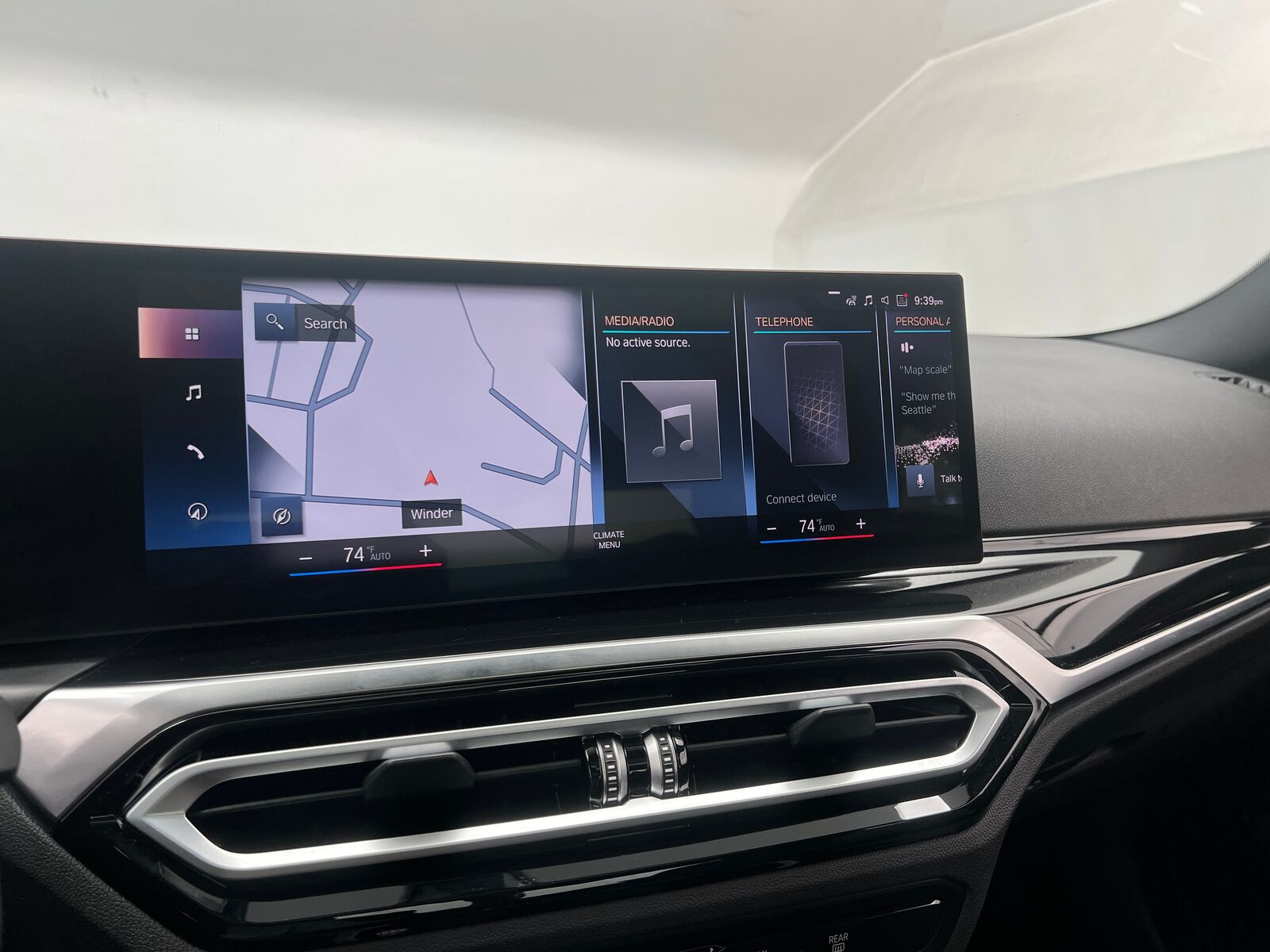 2024 BMW 230i