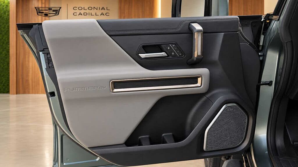 2024 GMC Hummer EV SUV