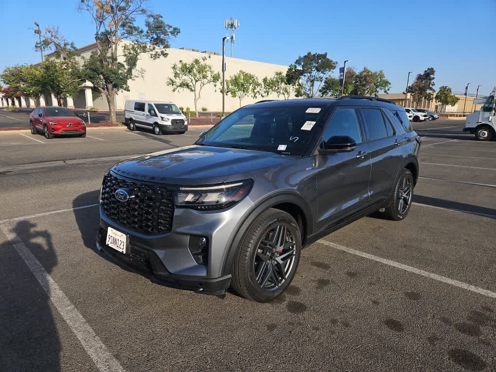 2025 FORD Explorer