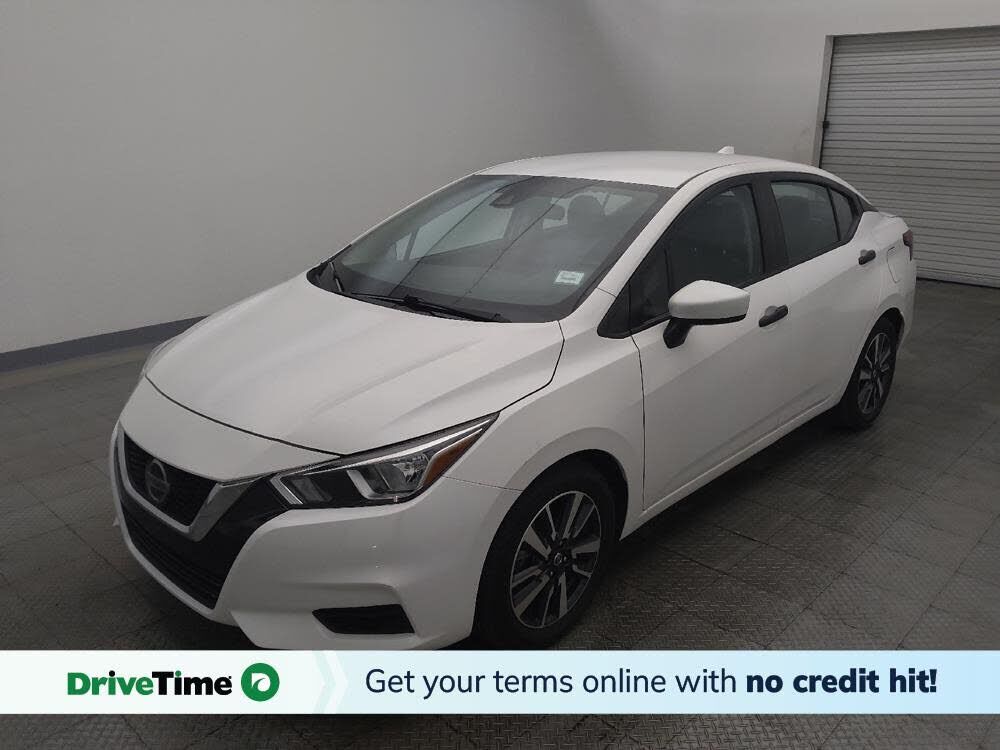 2022 NISSAN Versa