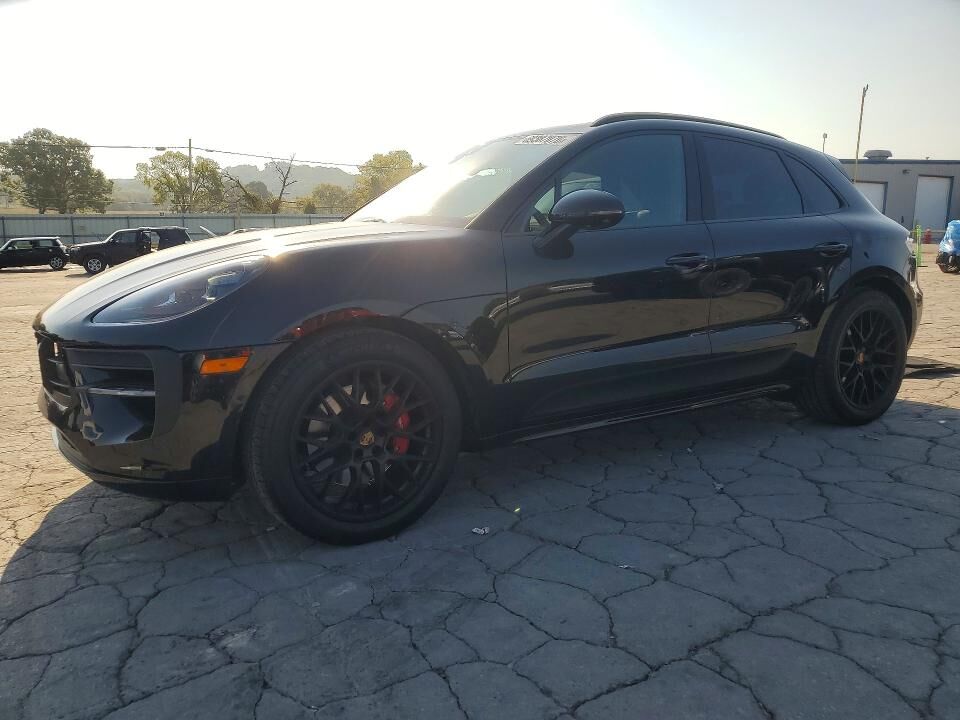 2021 PORSCHE Macan