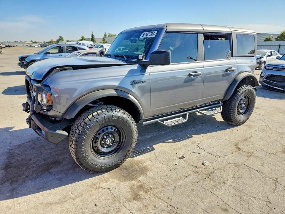 2022 FORD Bronco