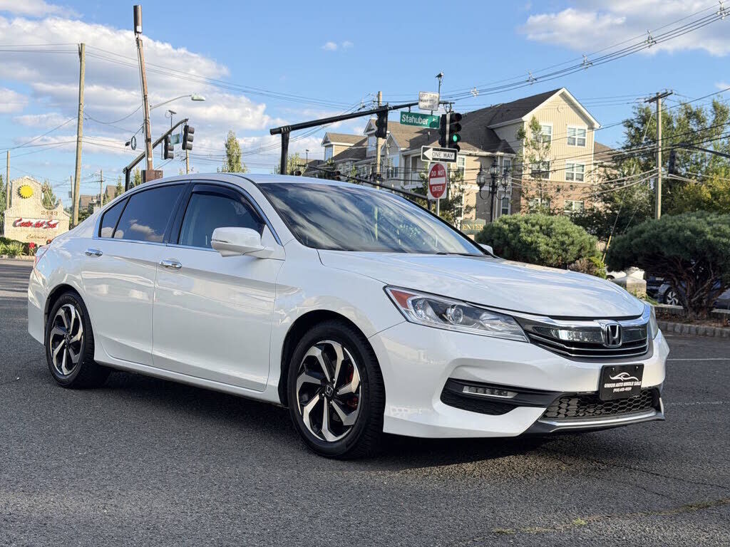 2016 HONDA Accord