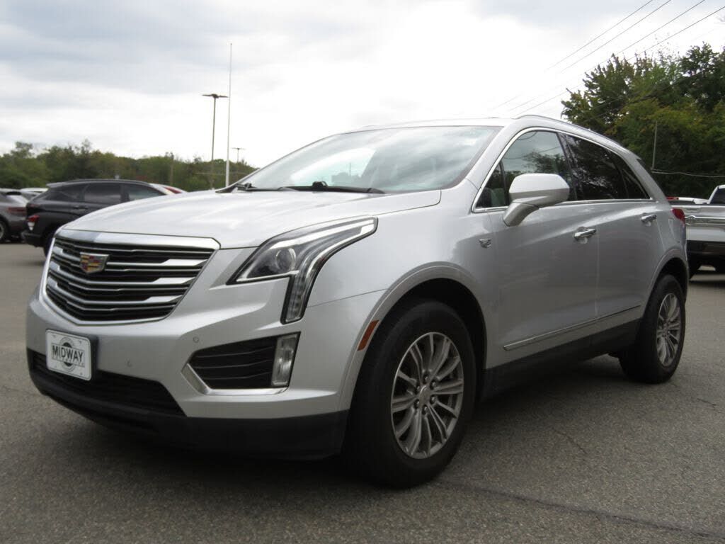 2017 CADILLAC XT5