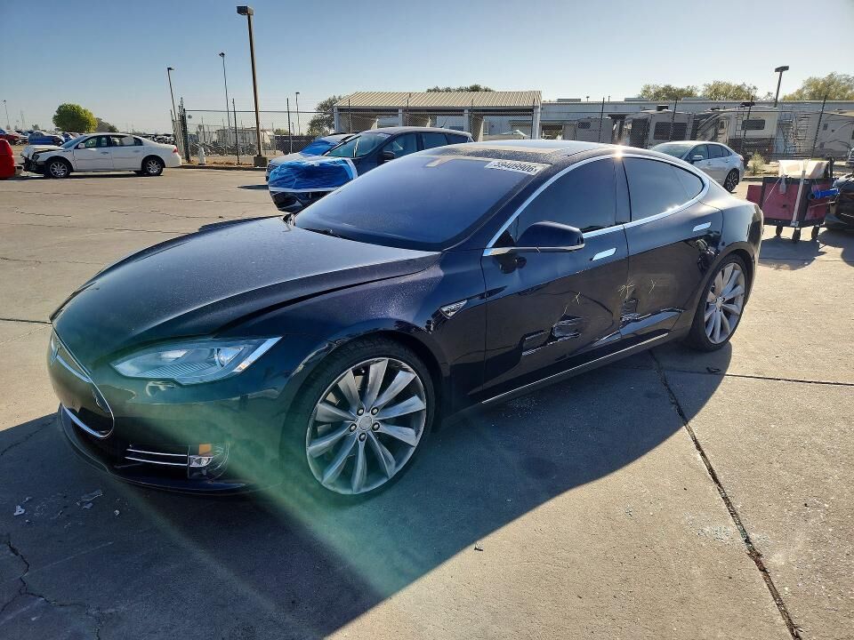 2014 TESLA Model S