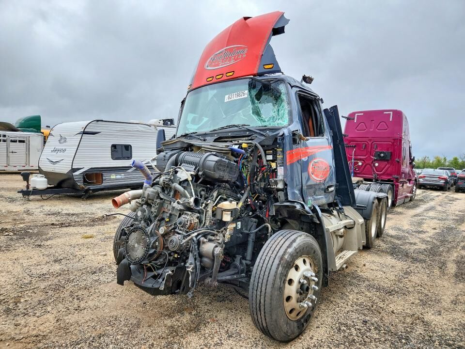 2022 PETERBILT 579
