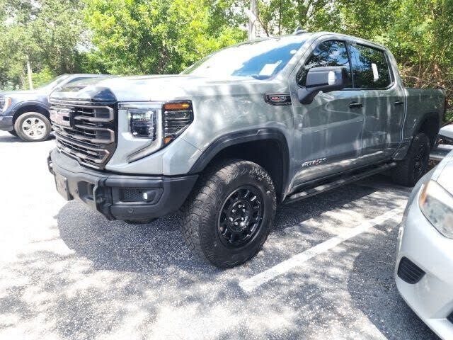 2023 GMC Sierra