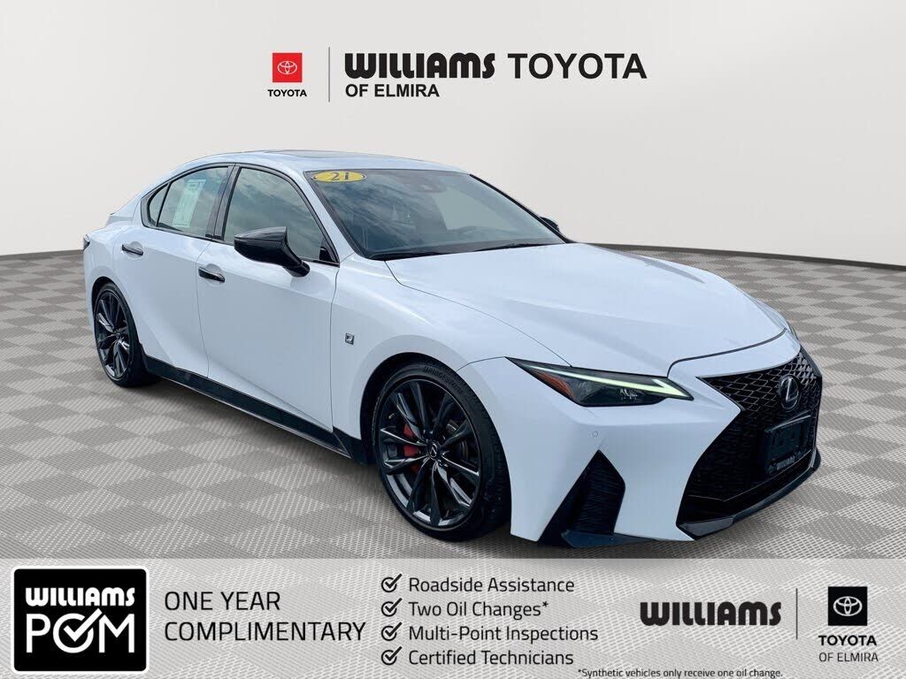 2021 LEXUS IS