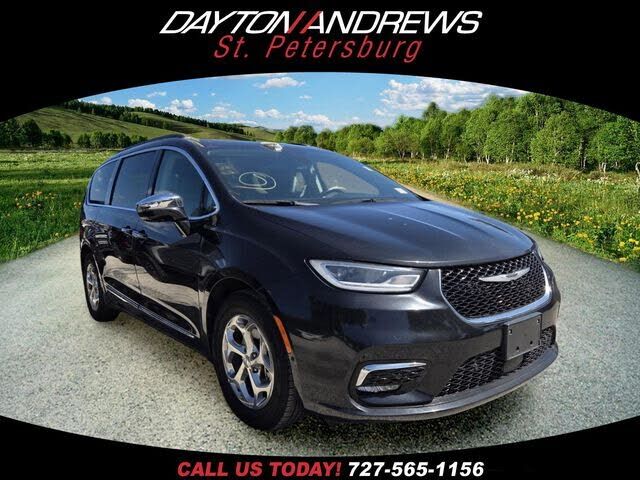 2022 CHRYSLER Pacifica