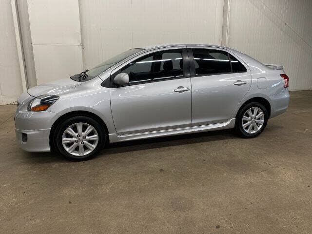 2009 TOYOTA Yaris
