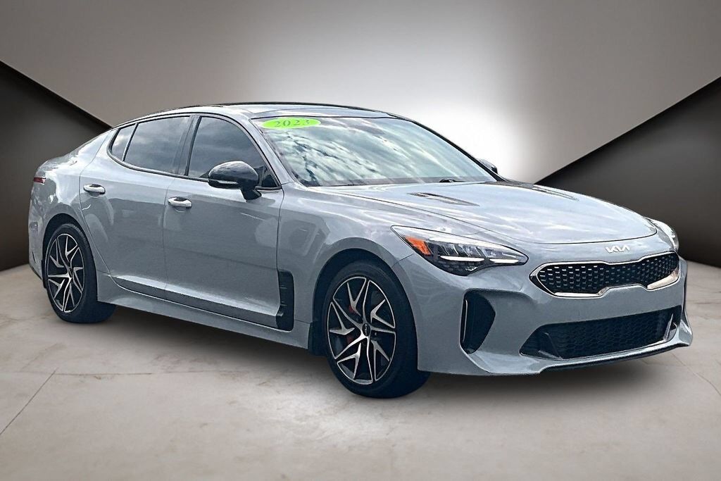2023 KIA Stinger