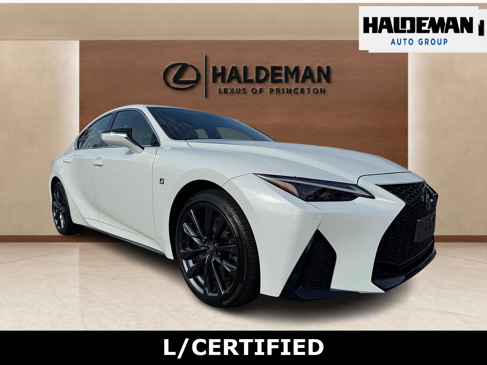 2023 LEXUS IS