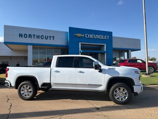 2026 CHEVROLET Silverado HD